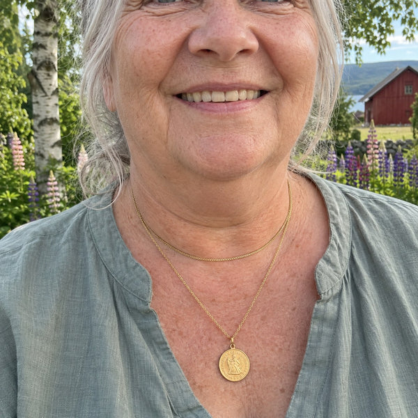 Renate F.